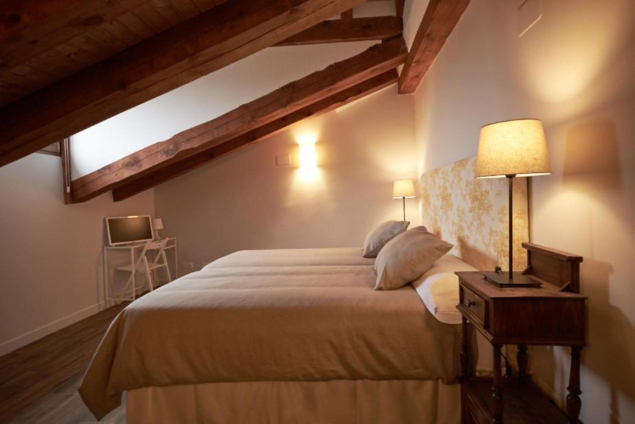 Casa Rural Victoriano Pedraza Rades de Abajo エクステリア 写真