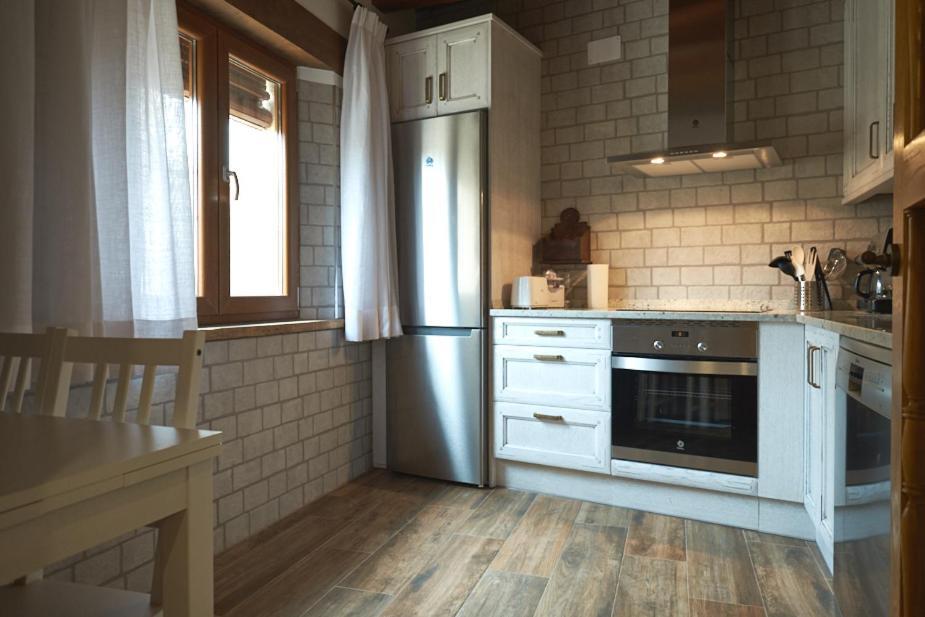 Casa Rural Victoriano Pedraza Rades de Abajo エクステリア 写真
